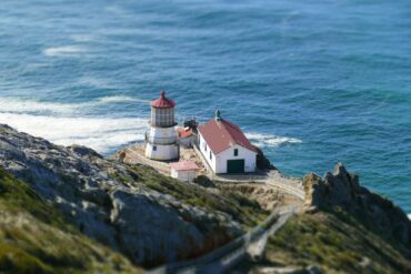 Eco-Friendly Travel Tips: Exploring Big Sur